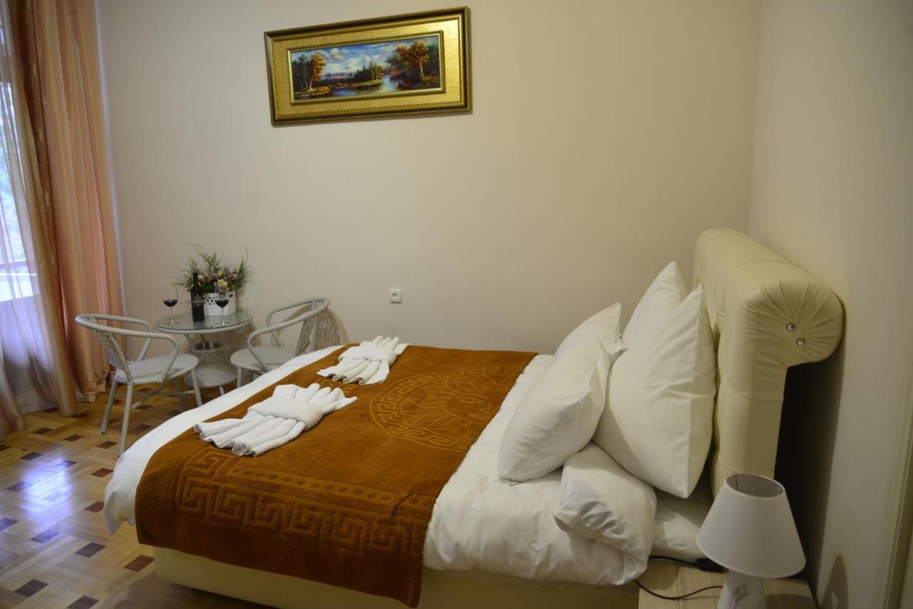 Hotel Victoria Bordzjomi Buitenkant foto