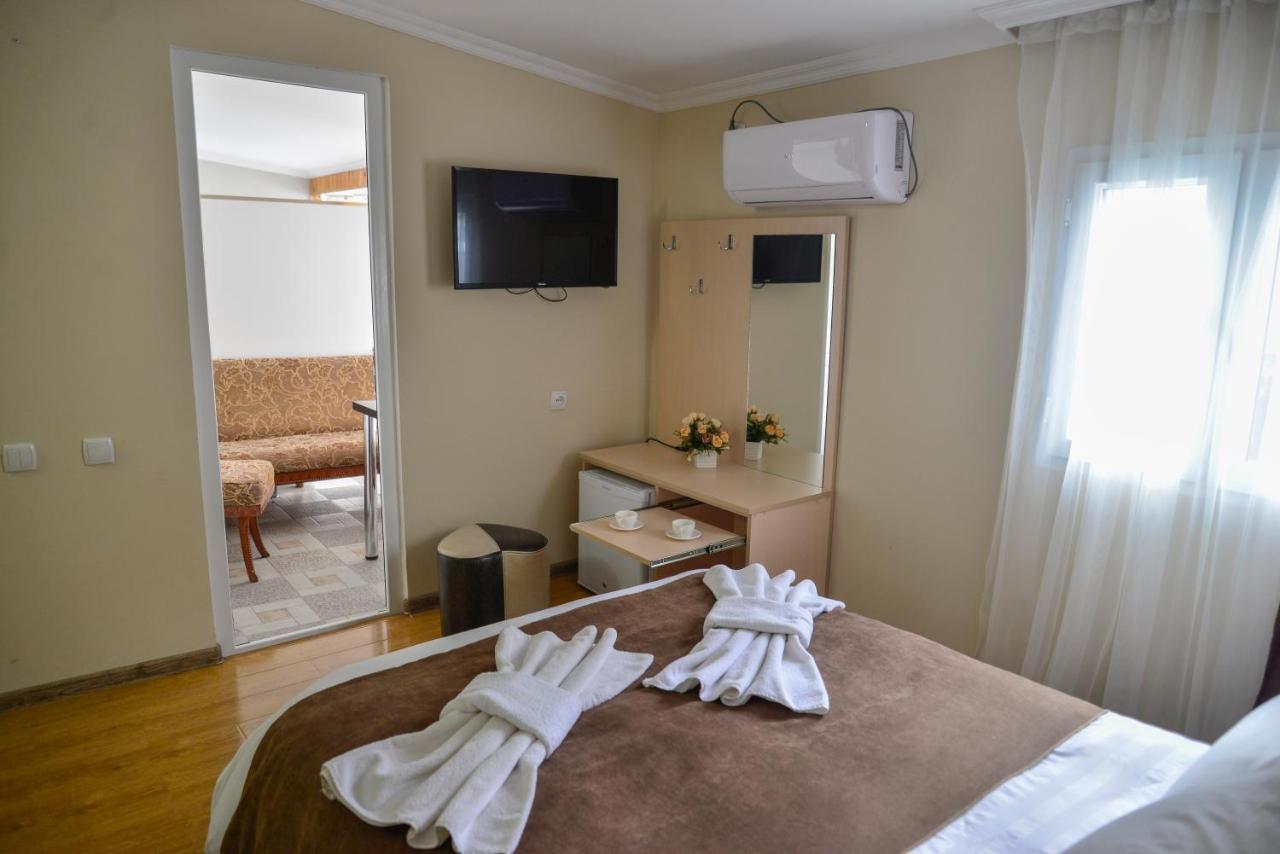 Hotel Victoria Bordzjomi Buitenkant foto