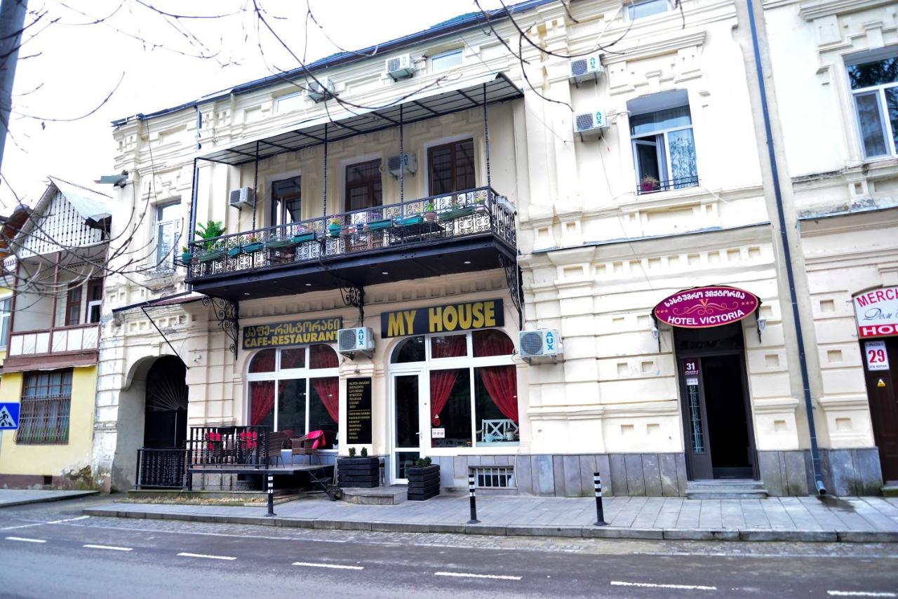 Hotel Victoria Bordzjomi Buitenkant foto